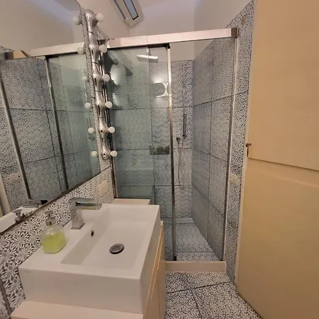 Luxury Flat In קאפרי