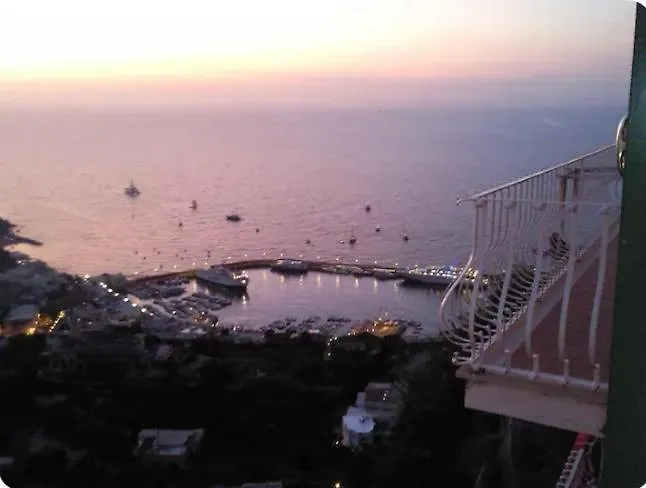 Luxury Flat In * Capri